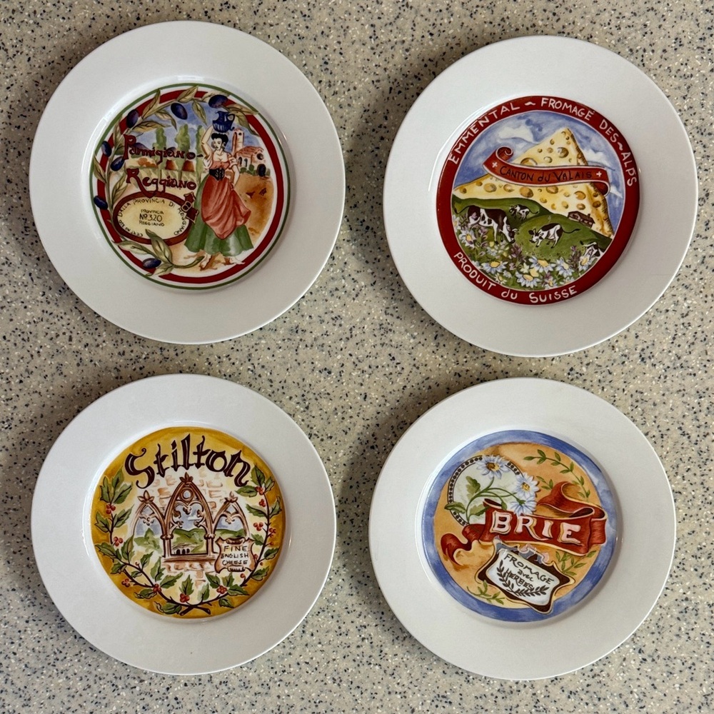Vtg.Restoration Hardware set of 4 Like New appetizer cheese plates.